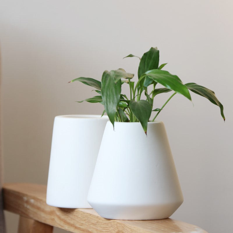 Modern Ceramic Planter with Artificial Greenery - Minimalist Desktop Decor - Fa'Ra Way