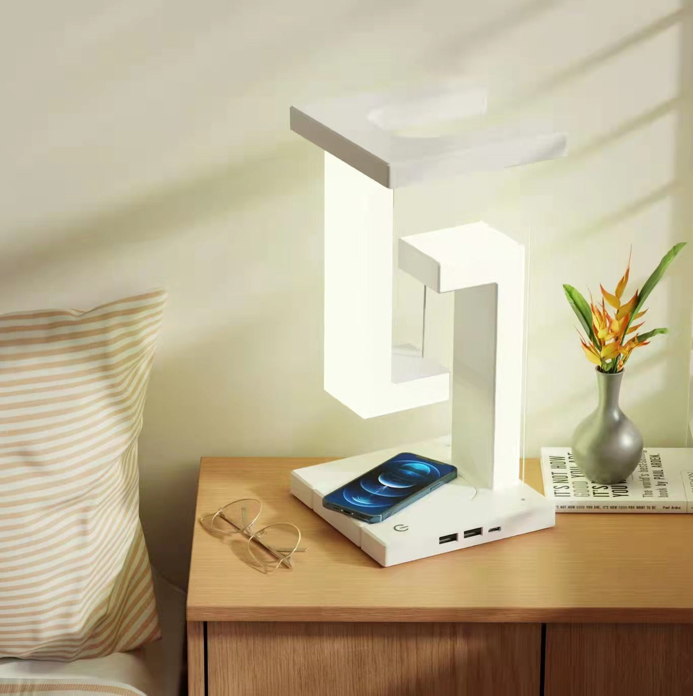 Mini Anti-Gravity Floating Lamp | Smart Inductive Light with Wireless Charging - Fa'Ra Way